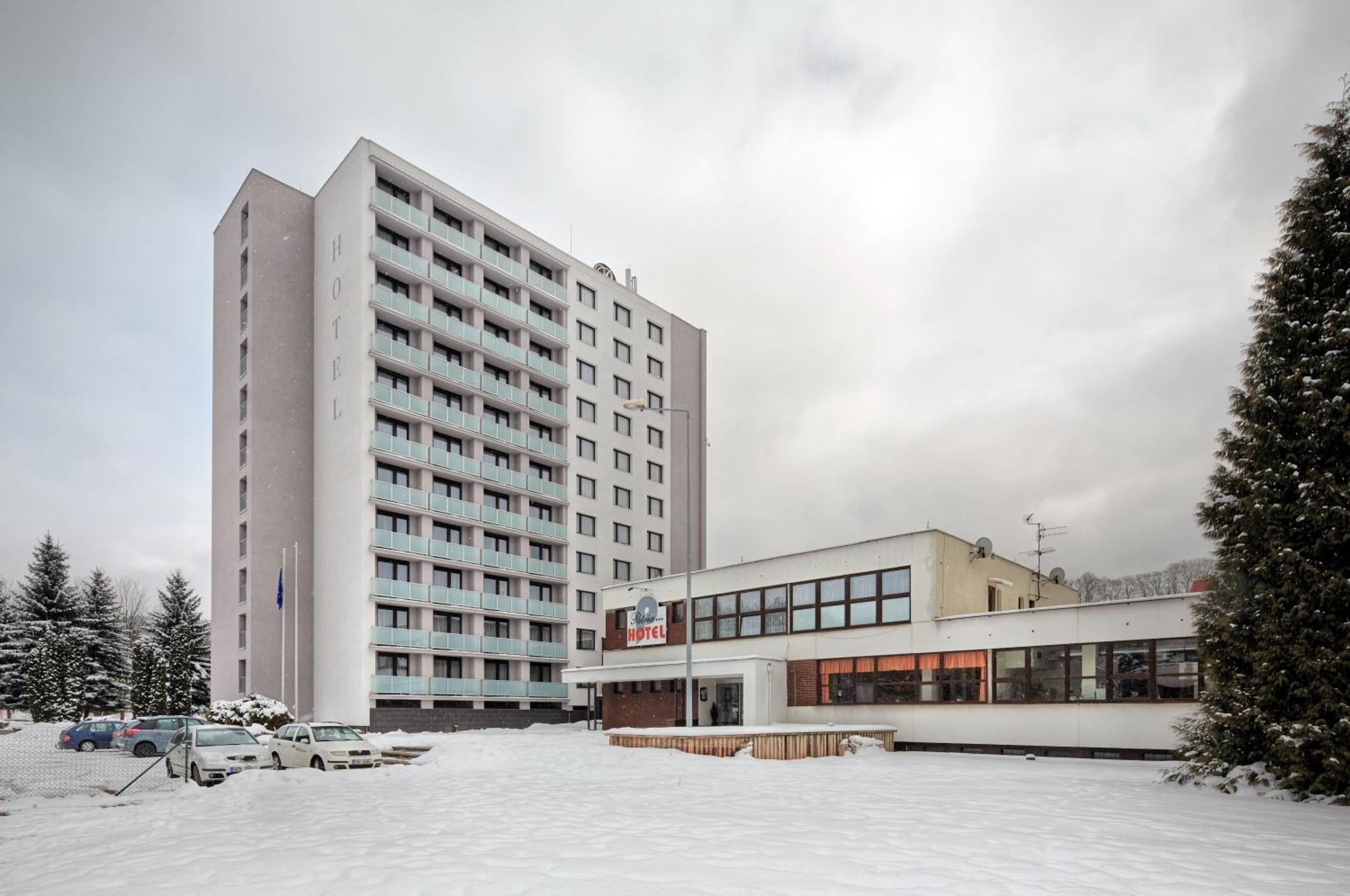 Patria Hotel Trutnov Exterior foto